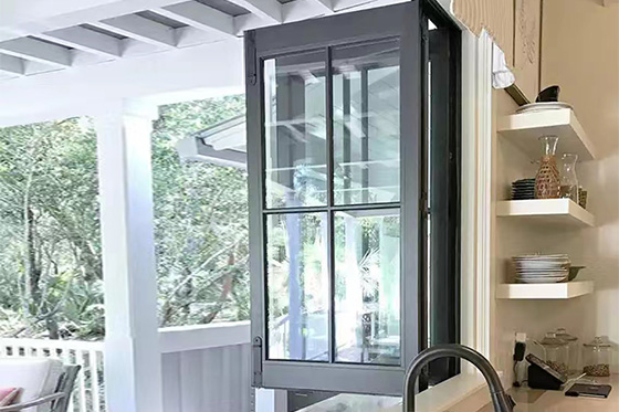Folding window