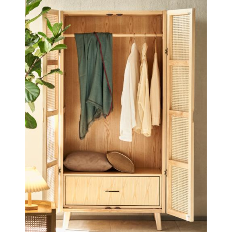 Closet With Two Doors
