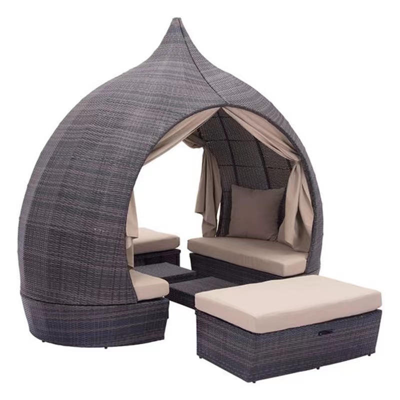 Outdoor Wicker Daybed with Cushion and Curtain